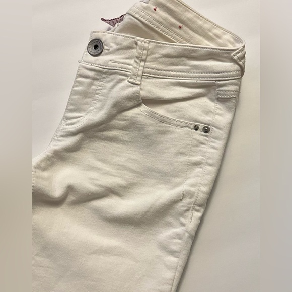 Candies, size 5, white jeans, straight leg - Picture 5 of 8